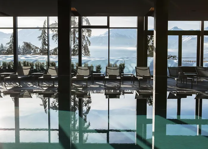 Luxury hotel only: Crans Ambassador